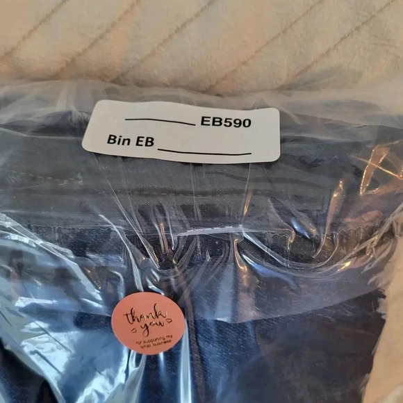 DIESEL JEANS DARRON RBE4 DISTRESSED DENIM SLIM TAPERED $218+ 30 w 32 L - Picture 12 of 12